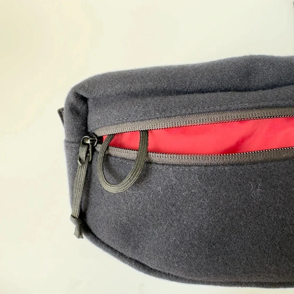 Wavpak Swell 2.5L - Italian Melton Wool - Black